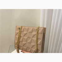 Love Fashioned Chain Bag