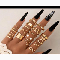 Stunning Necklace and Bracelet Set - Genuine Gold