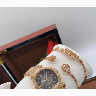 Swarovski Women#039;s Non Tarnish Wristwatch - Brand New