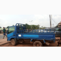Toyota Dyna 2000 Blue
