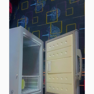 Midea 150 Liters Chest Freezer | HS-186 Silver