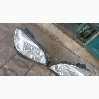 C300 2010 Head Light Set Direct Tokunbo