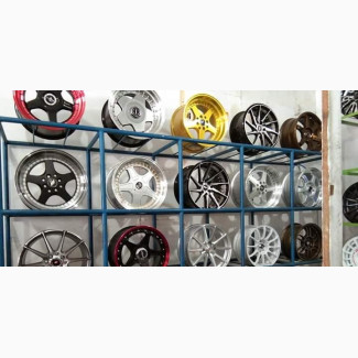 Quality Tokunbo Tyres and Alloy Rims Accessories