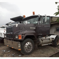 Mack CH Model Tractor Head - Used