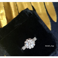 Crown Shape VVSI Moissante Diamond Engagement Ring
