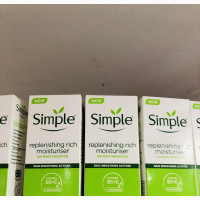 Simple Replenishing Rich Moisturizer