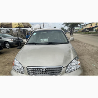 Toyota Corolla LE 2005 Gold