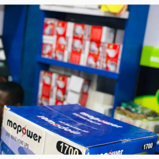 Brand New 1.7kva Mopower Inverter 12volts