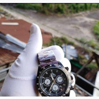 Quality Wrist Watch Comes Boxed