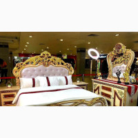 Complete Royal Bed With Dressing Mirror