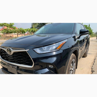 Toyota Highlander XLE 2022 Black