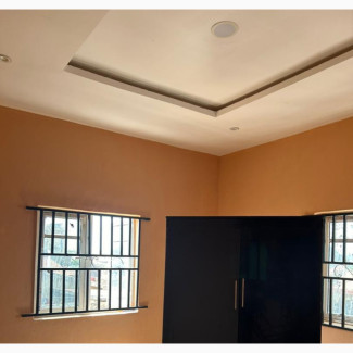 2bdrm Block of Flats in Elebu, Akala Express for rent