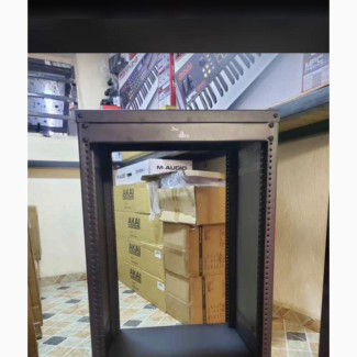 16U Amplifier/Equipment Rack Case With Wheels Metal Cabinet