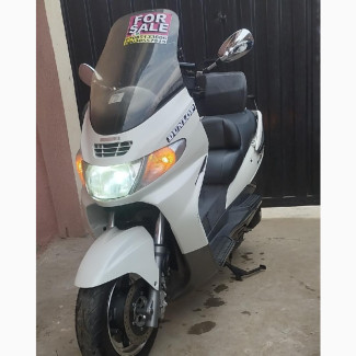 Suzuki Burgman 2004 White