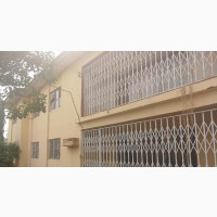 8bdrm Block of Flats in Bodija for sale