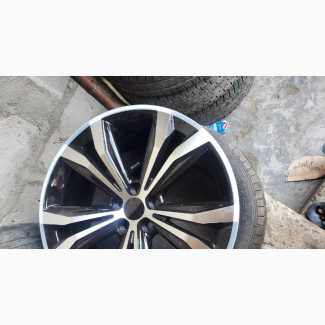 Lexus RX 350 - Brand New 17 and 19 Rims Available