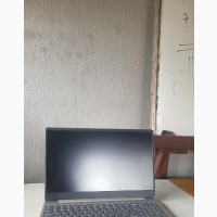 Laptop Lenovo IdeaPad 330S 8GB AMD Ryzen 5 HDD 500GB