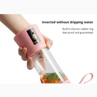 Mini Rechargeable Blender - Brand New Baumatic Smoothie Maker