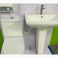 Water Closet With Accessories