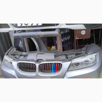 BMW E90 Headlight and Front Bumper