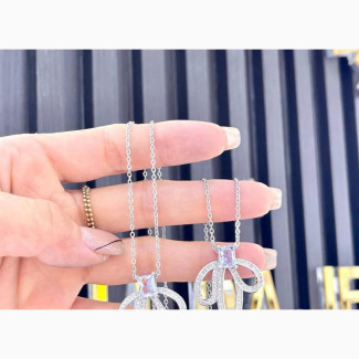 FEMALES Necklaces