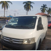 Nissan Caravan (Urvan) 2014 White