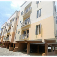 Lovely 2 Bedroom Flat in Oral, Ikota - Rent 2.5m