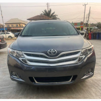 Toyota Venza V6 AWD 2010 Gray