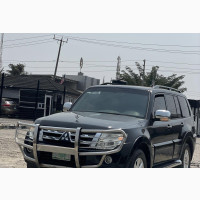 Mitsubishi Pajero 2012 Black