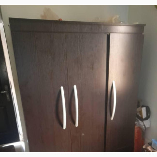 Hard Wood Wardrobe With 3 Doors 2 Sliding Drawers