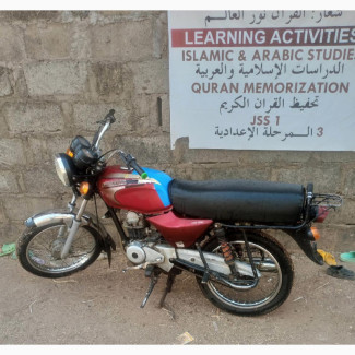 Bajaj Boxer 2018 Red - Neatly Used Motorcycle