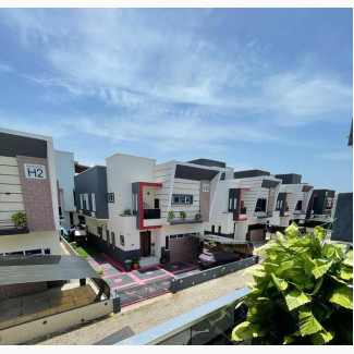 Furnished 4bdrm Duplex in Buena Vista Estate, Chevron for sale