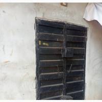 Shop at Amaenyi Amudo Road to Let