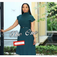 New Quality Three Quarter Female Green Gown