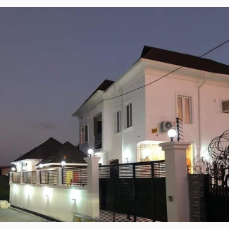 Furnished 5bdrm Duplex in University View, Sangotedo for sale