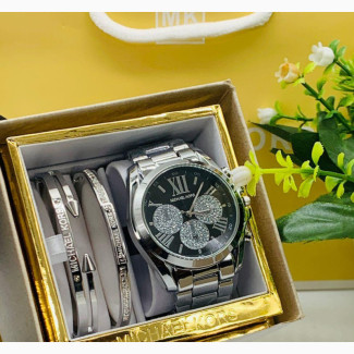 MK Set With Branded Untarnished Branded Bracelets