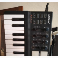 Worlde King Panda Mini Midi Controller