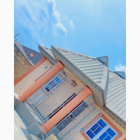 Room and Parlor Self Con for Rent