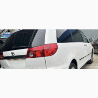 Toyota Sienna XLE Limited FWD 2006 White