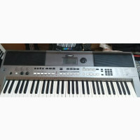 Yamaha PSR-E443 Keyboard - UK Used