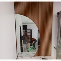 Dressing Mirror Table With Cladded Wall
