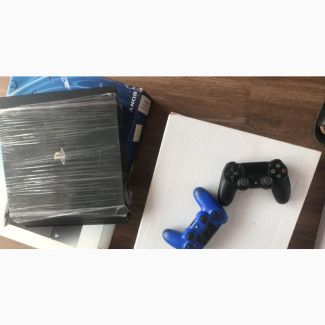 Super Clean Ps4 Pro Console + 2 Pad and Accessories