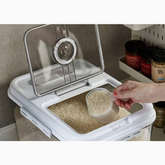 Transparent Food Stuff Container With Measuring Cup