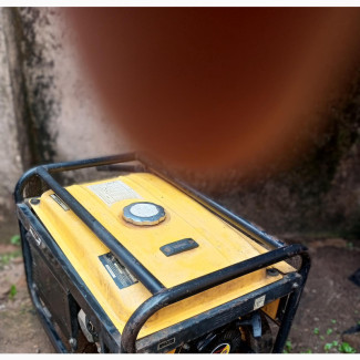 Key Starter Elepaq Generator with New Engine - Perfect Condition