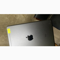 Apple iPad mini 5 128 GB Gray