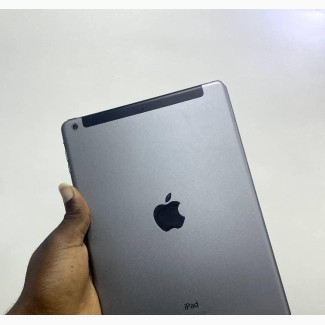 Apple iPad Air 2 16GB Black - UK used