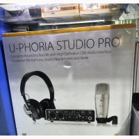 Behringer Uphoria Studio Pro Complete Recoding Bundle