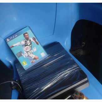 Ps4 Slim Uk Used/Free Disc Perfect Condition