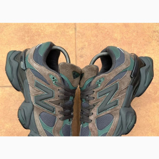 New Balance 9060 Beef and Oak Broccoli