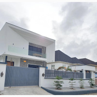 5bdrm Duplex in Vgc Estate, Lekki for sale